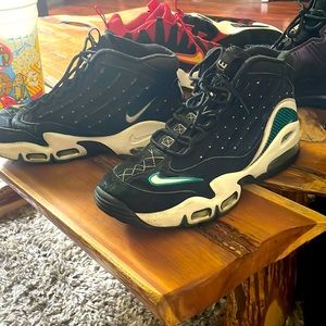 nike king griffey jr air max fresh water edition. very rare edition